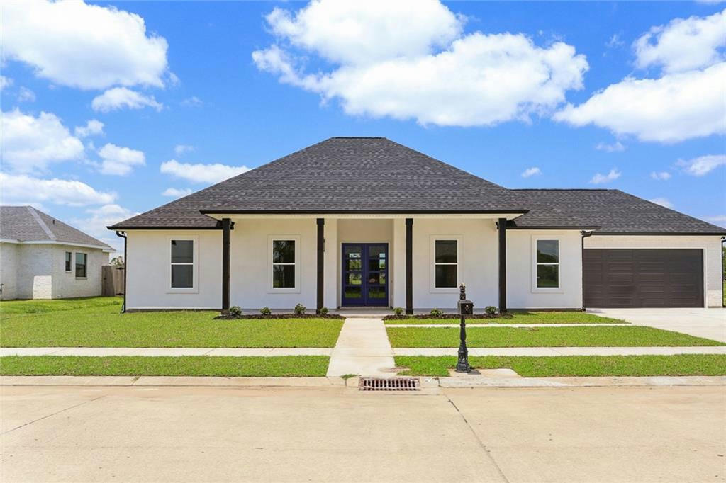 115 BEAU PLACE BLVD, DES ALLEMANDS, LA 70030, photo 1 of 30